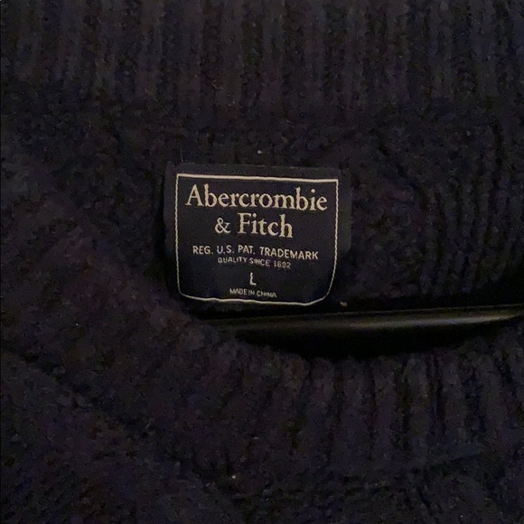 Sweater - Picture 2 of 3